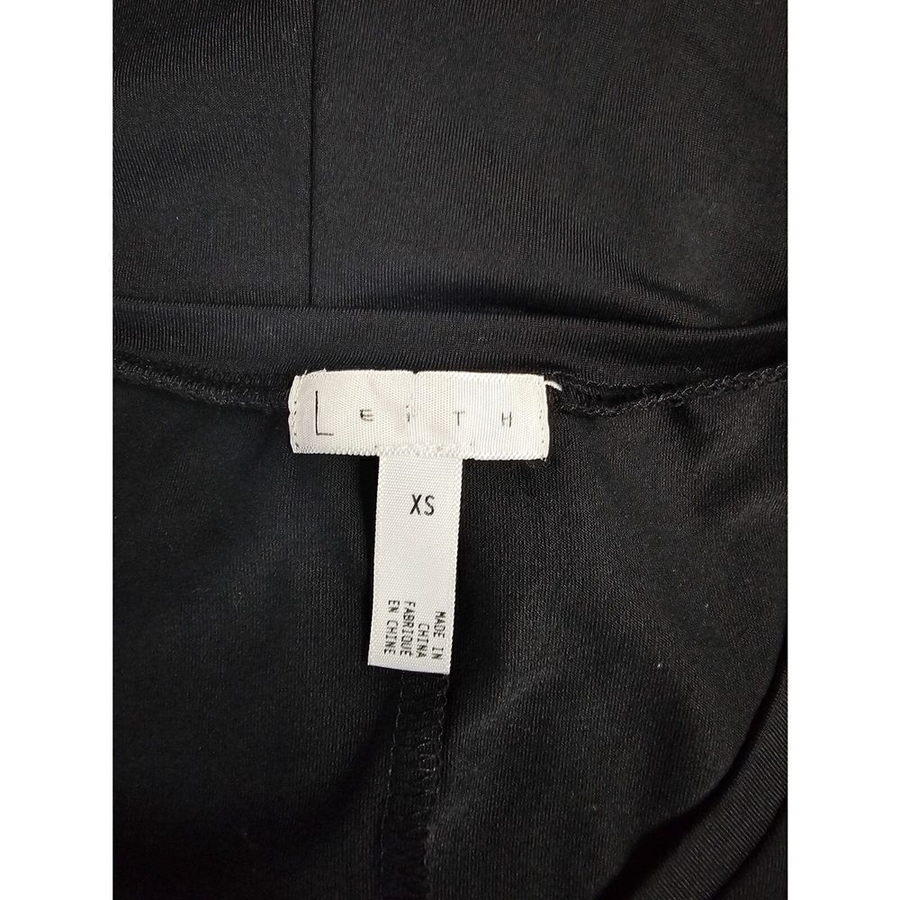 Leith from Nordstrom V-Neck Short Sleeve Bodycon Dress Black Size X-Small - Picture 8 of 8